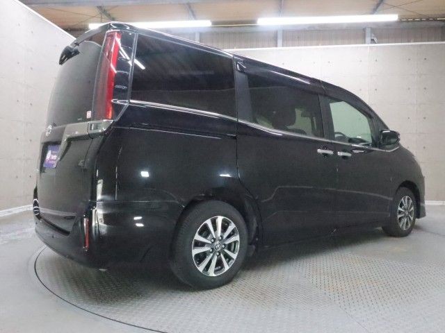 ecfed29cab12ec326a58e9c785ecb6a7.jpg
