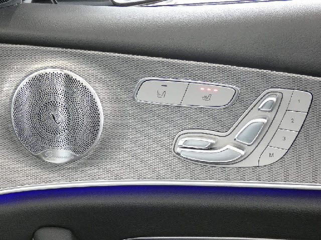 71c4b93555c41f052360658ce7234c8e.jpg