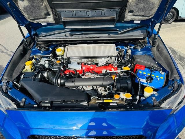 0561441A30261018W00104.jpg