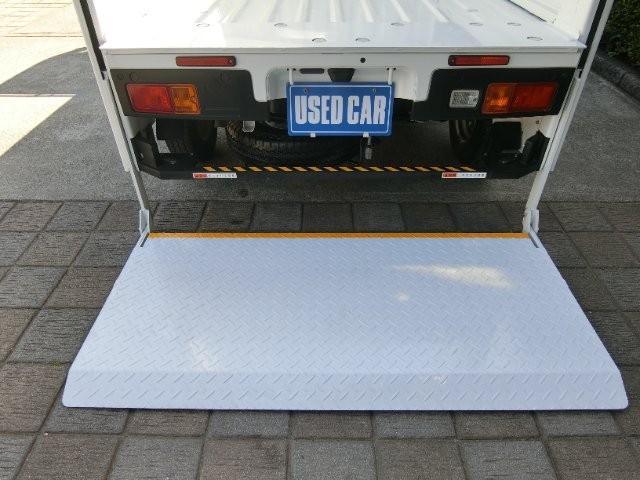 fbeb36bdd2305692ee85a9db52e42611.jpg