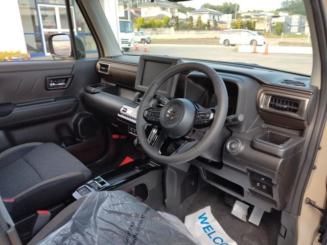 9030421A30260709W00119.jpg