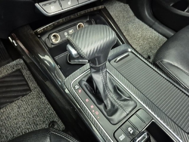 6061000663R8.jpg