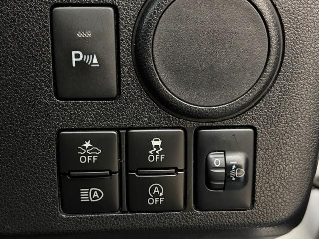 0302498A30260929W00405.jpg