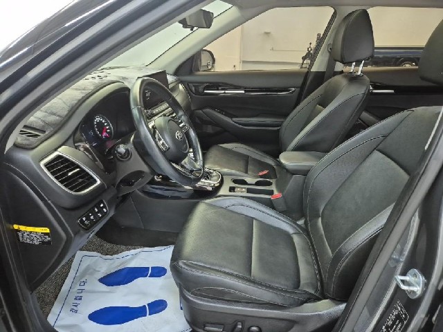 6081500403R11.jpg