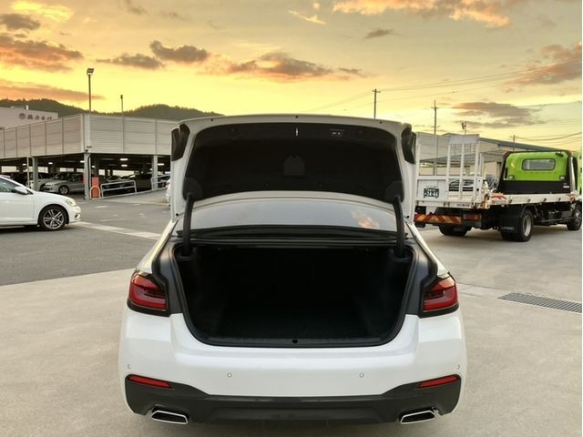 cbd6e42f1754e71f35f7e96b2c1baed6.jpg