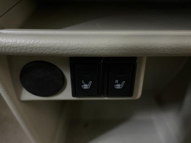 0302498A30261006W01105.jpg