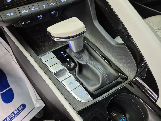 6081500796R8.jpg