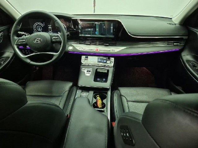 6081000844R7.jpg