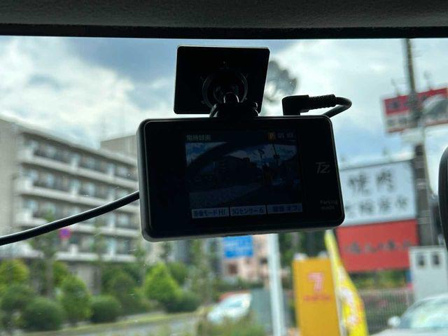 64d847a6ac64db23b250ed593c867642.jpg