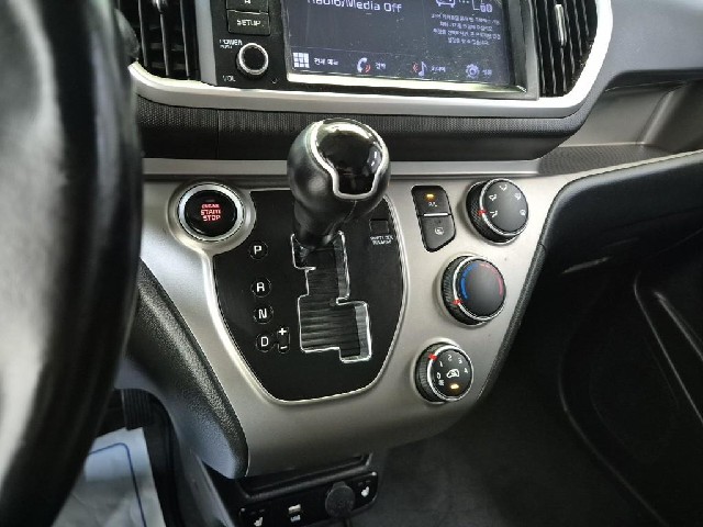 6071500557R8.jpg
