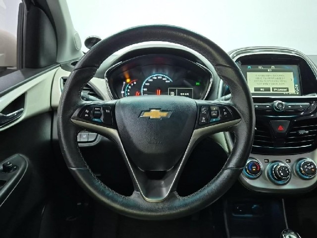 6051000329R9.jpg