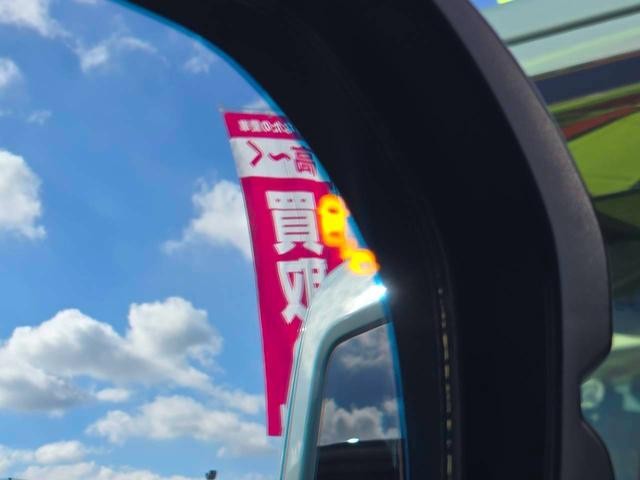 0504129A30261002W00407.jpg