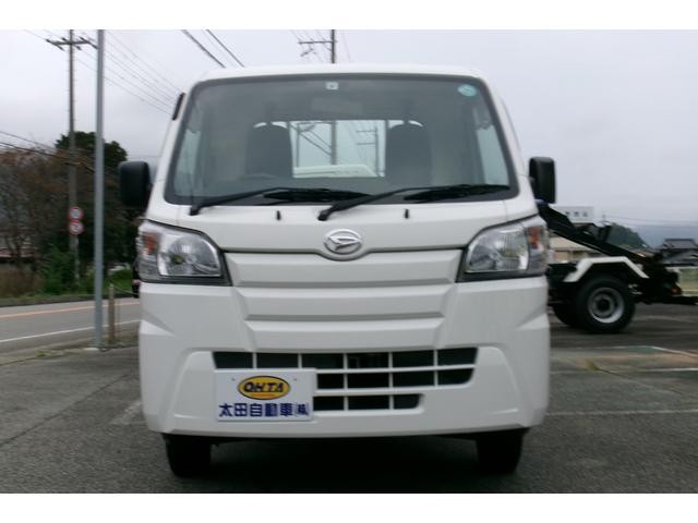 0706160A30261021W00102.jpg