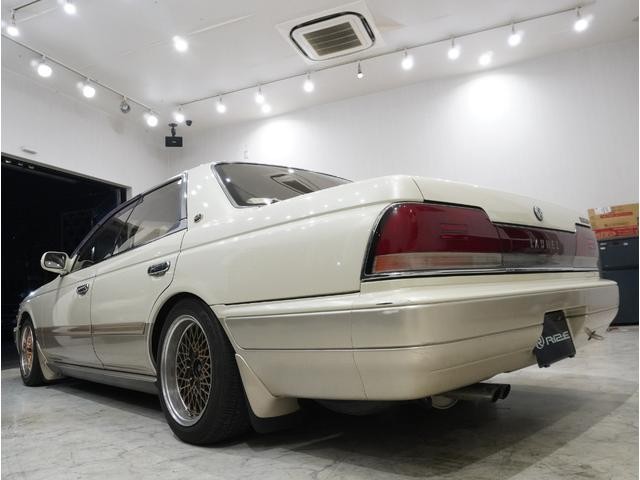 0705114A30261021W00317.jpg