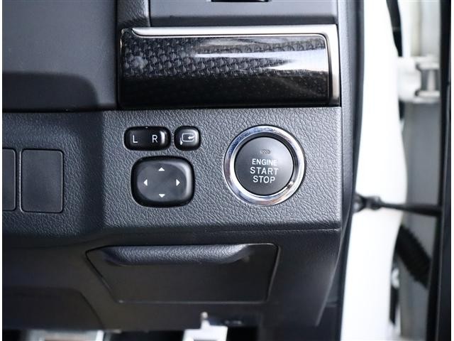 0501938A20261029G00211.jpg