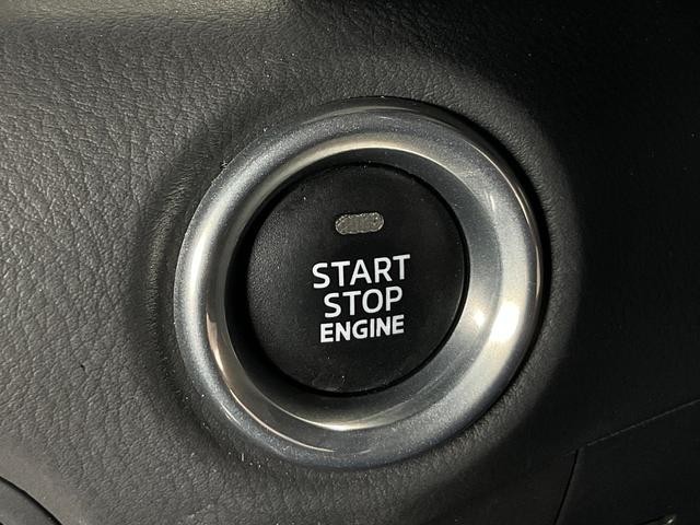 0504839A30261013W00517.jpg