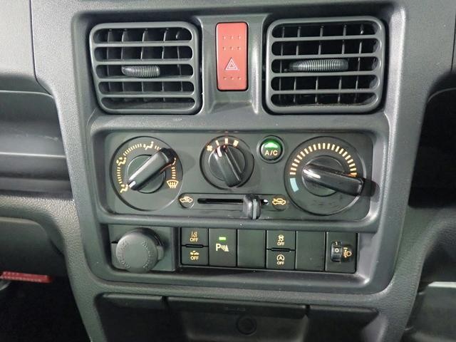0230024A30261001W00707.jpg