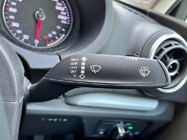 99f12ff83fca2f4143a9d2bf8fbb5951.jpeg