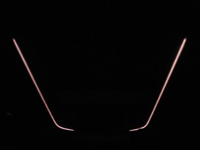 0541413A30260912W00818.jpg