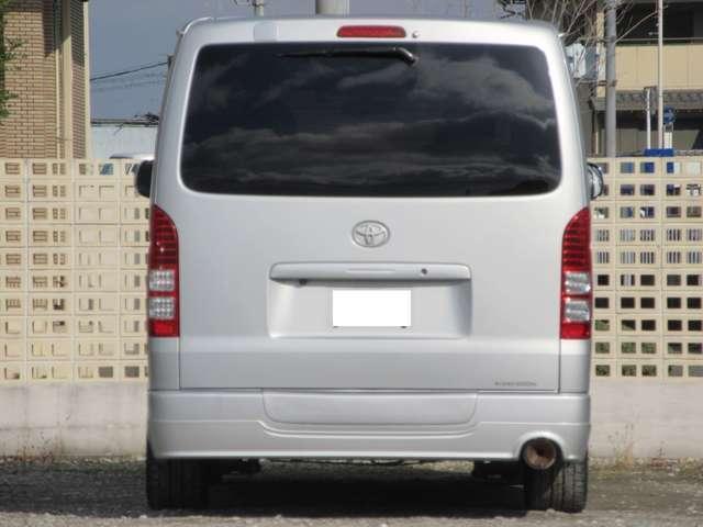 20804029_carP_l_9.jpg