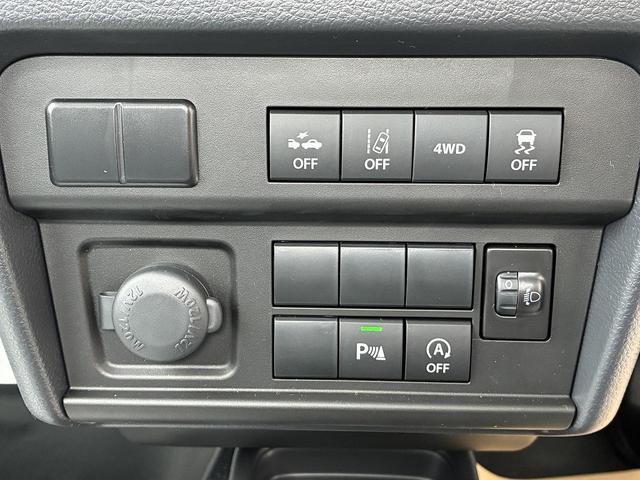 0940215A30260908W00214.jpg
