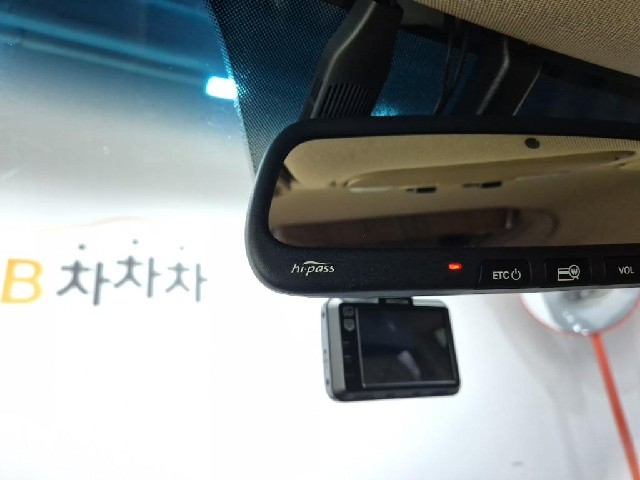 6081500282R16.jpg