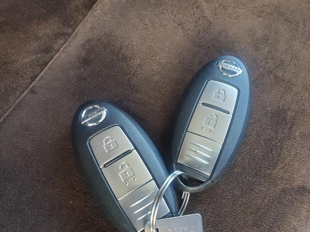 0541419A30260922W00111.jpg