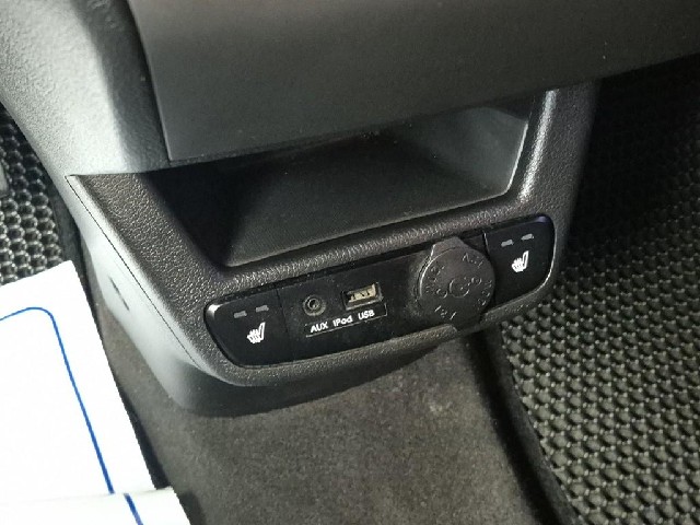 6081500099R14.jpg