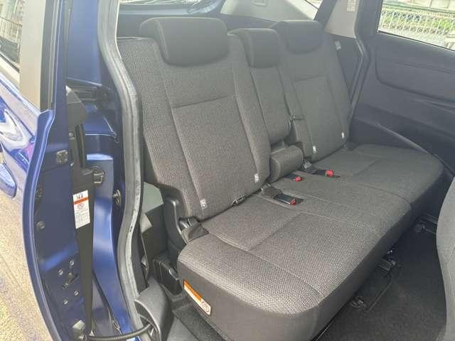 0702180A30260907W00317.jpg