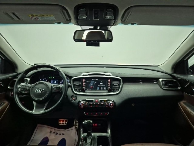 6081000863R7.jpg