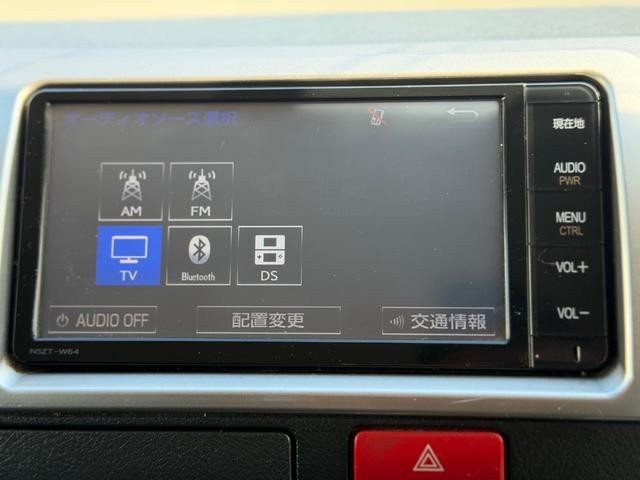 0209007A30261021W00319.jpg