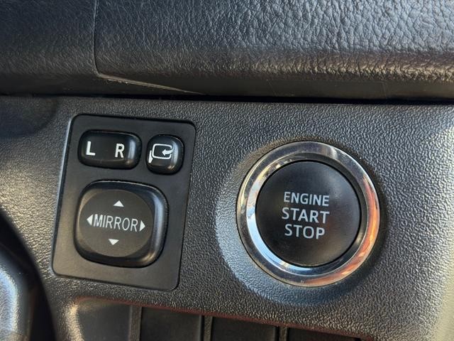 0209007A30261021W00112.jpg