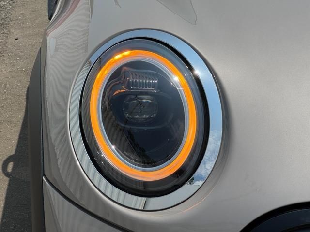 d5bee884f980296662ac4e51f24e7336.jpg