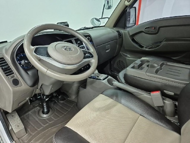 6081000838R6.jpg