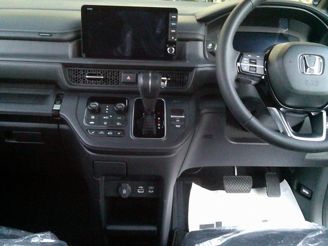 1200199A30261005W00106.jpg