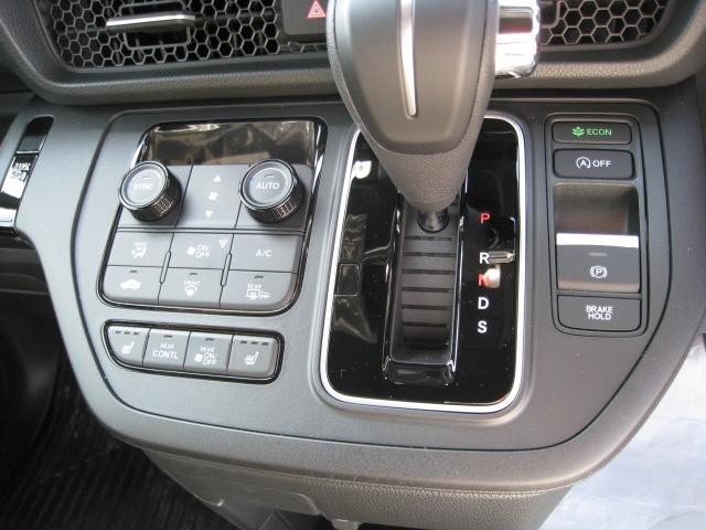1200199A30261005W00110.jpg