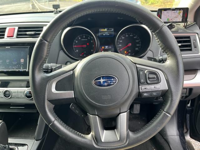 0803966A30261017W00403.jpg
