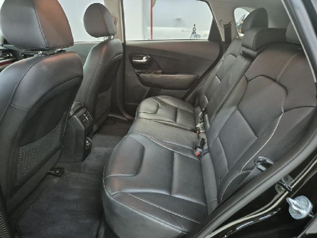 6081500700R12.jpg