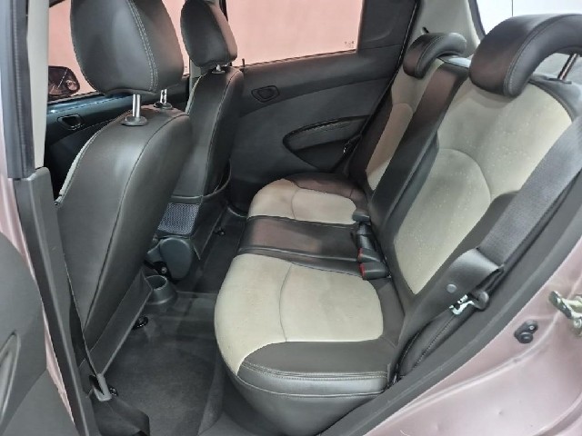 6081000985R12.jpg