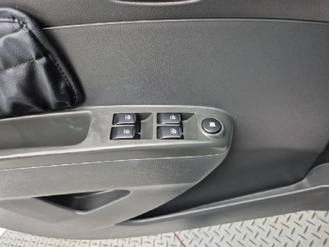 6081000985R15.jpg