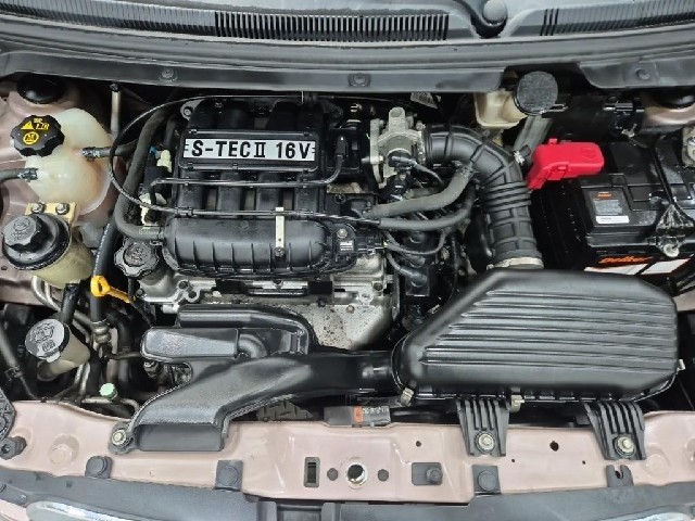 6081000985R5.jpg