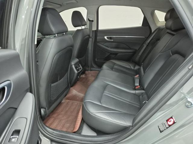 6051001762R12.jpg