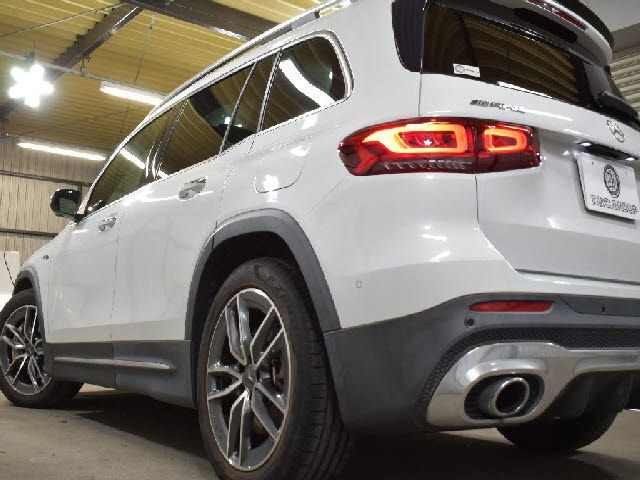 329b90cb3a5503000cc79cead3b10423.jpg