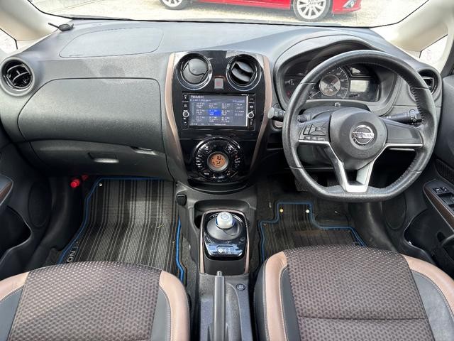 0704315A30260911W00417.jpg