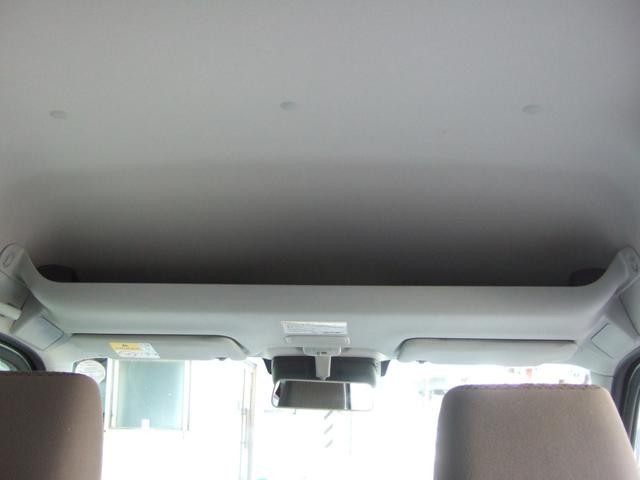 0123552A30260918W00115.jpg
