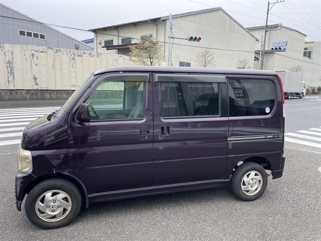 0508493A30260406W00208.jpg