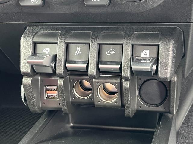 0900318A30260603W00117.jpg