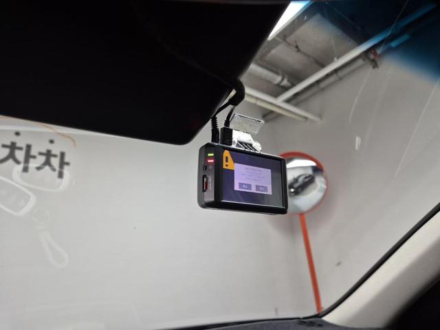 6021002302R16.jpg