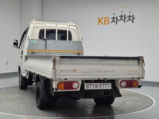 6051000177R2.jpg