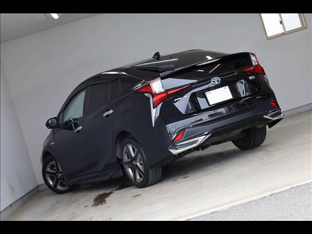 7ae8cd2ebcc9999c8db742378b84d7e5.jpg